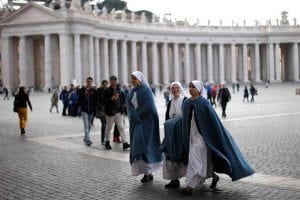 En el Vaticano vivieron su primer domingo sin homilía