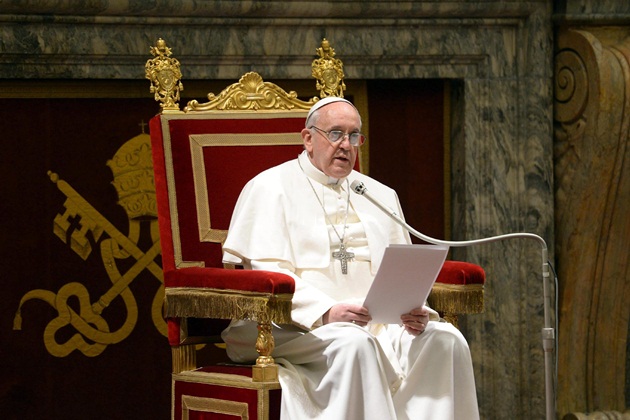 Papa Francisco busca apoyo para acabar con la disuasión nuclear