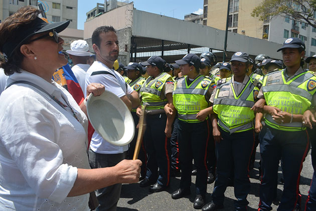 Capriles aseveró que mientras haya problemas en el país habrá razones para estar en las calles