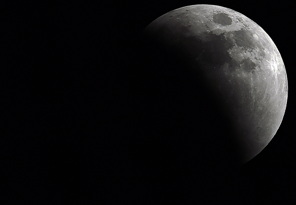¡Majestuoso! Así fue el último eclipse lunar del año visto en Venezuela