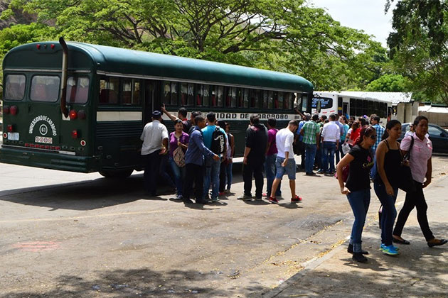 Autobuses de la UC no participaron en manifestaciones opositoras
