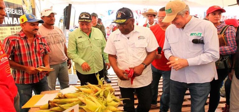 Gobierno entregó financiamientos a productores en Carabobo