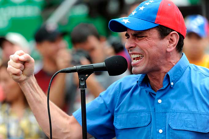 Capriles aseveró que mientras haya problemas en el país habrá razones para estar en las calles