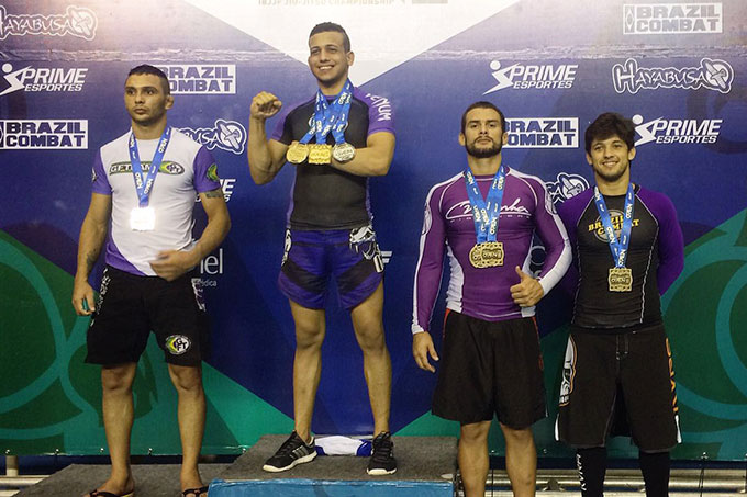 Atletas logran medalla de bronce en competencia de Jujitsu