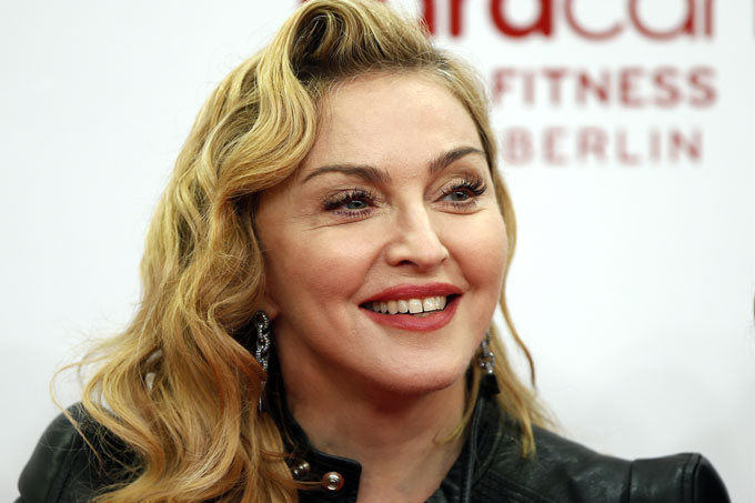 ¡Escándalo! Madonna se desnudó por Hillary Clinton (+fotos)