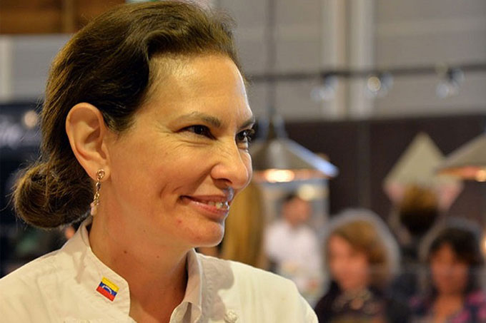 Cocinera venezolana recibió «Premio Nobel»  en España
