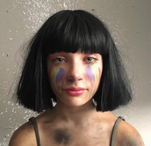 Sia rinde tributo a Orlando junto a Maddie 