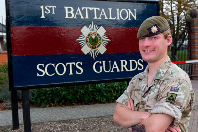 Transexual británica primera soldado con puesto de combate