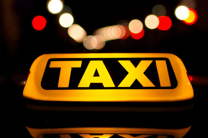 Taxis implementan pago de sus servicios con punto de venta