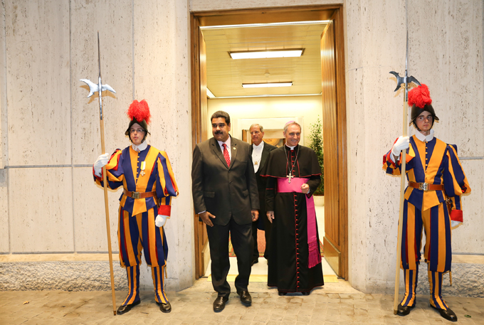 Papa Francisco recibió al presidente Maduro en el Vaticano (+fotos)