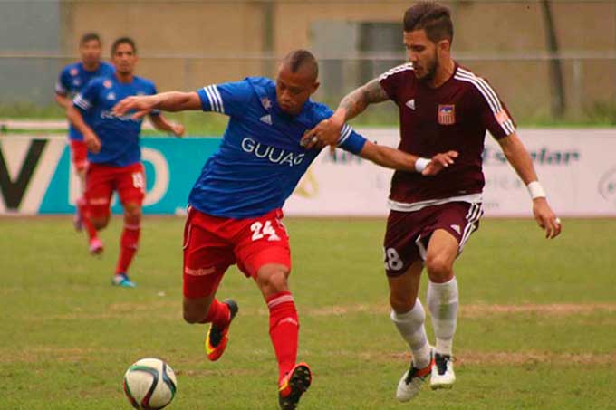 Carabobo FC tropezó en la capital pero aún sigue en lo más alto