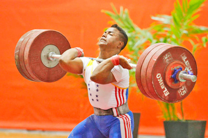 Venezuela logró dos medallas de oro y tres de bronce en Mundial de Pesas sub 17
