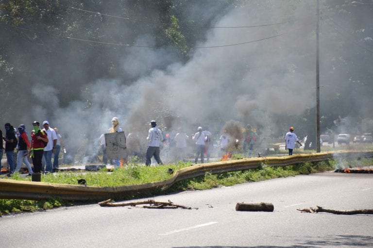 Marcha de la MUD en Carabobo acabó nuevamente en acciones vandálicas