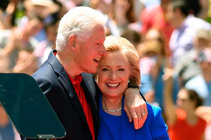 ¡OMG! publican porno en la pagina de Wikipedia de Hillary y Bill Clinton