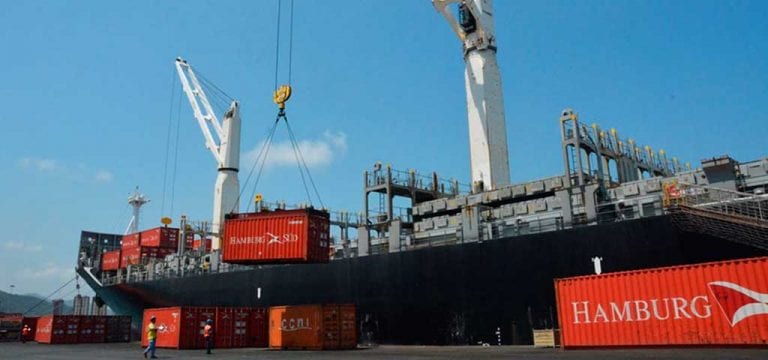 Casi 3 mil toneladas de productos arribaron a Puerto Cabello