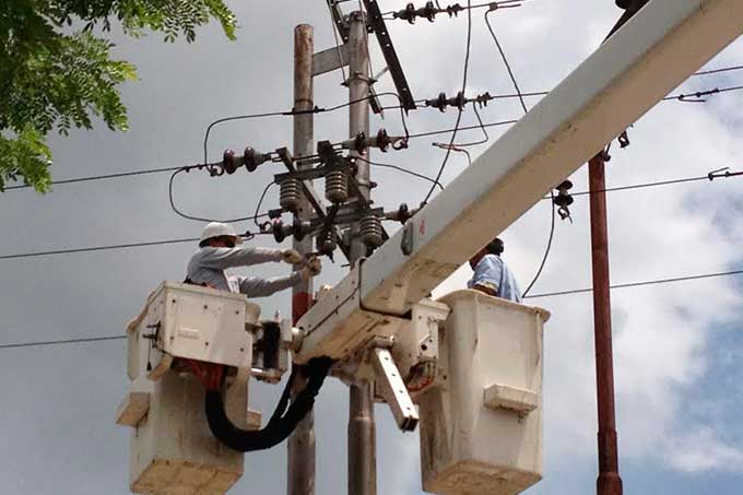 Corpoelec ejecutará mejoras en redes eléctricas de 4 municipios de Carabobo