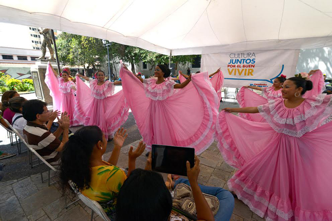 Cultura gobernación Carabobo celebró dia no violencia