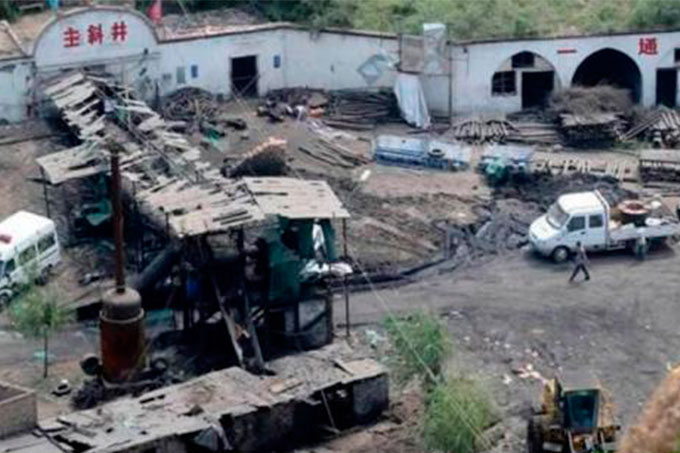 China: al menos 33 personas atrapadas en una mina tras explosión