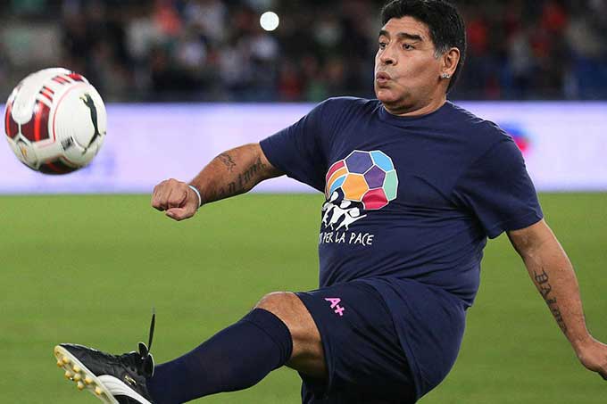 Maradona jugará partido en Marruecos en aniversario de la Marcha Verde