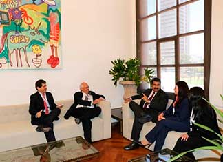 Maduro se reunió con secretario de la Unasur en Ecuador