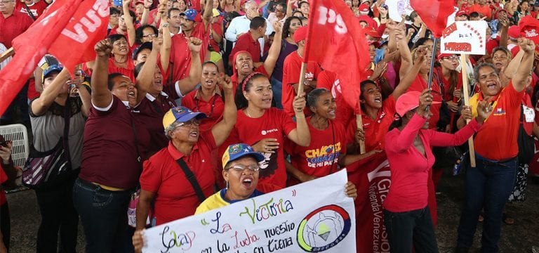 Pueblo revolucionario comprometido a mantener vivo el legado de Chávez