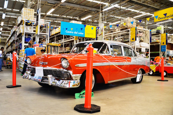 Cargada de autos clásicos llegó la Feria automotriz de EPA a San Diego