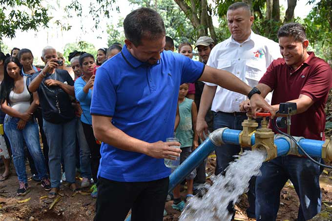 Mil 110 familias de El Vigía beneficiadas con pozo de agua potable