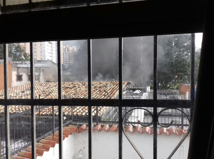 Bombona de gas explotó en una vivienda de La Trigaleña (+fotos)