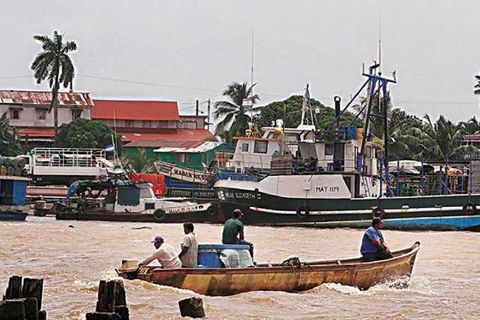 Gobierno de Nicaragua decretó alerta roja tras tormenta «Otto»