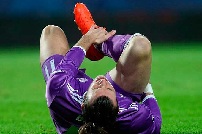El delantero Gareth Bale se perderá el Clásico por lesión