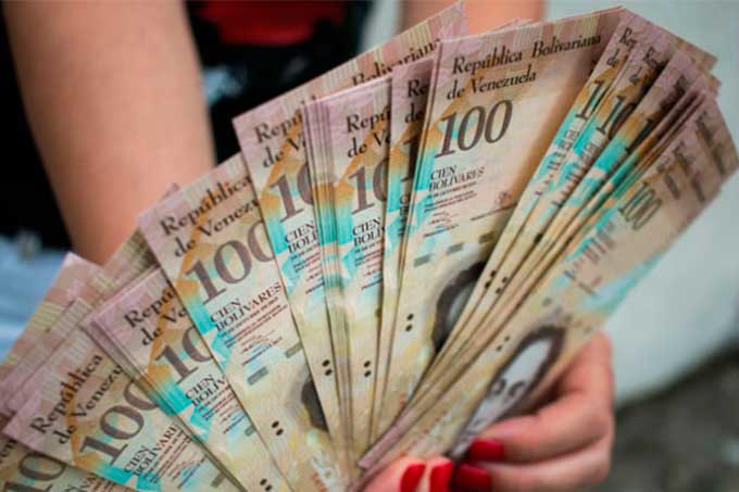 Sudeban exigió pagar pensiones con billetes de alta denominación