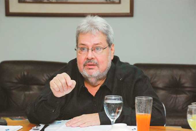 Carlos Santafé sobre MUD: «Tenemos que replantearnos estrategias políticas»