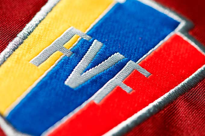 Multaron a la FVF por situación irregular en juego Venezuela-Chile