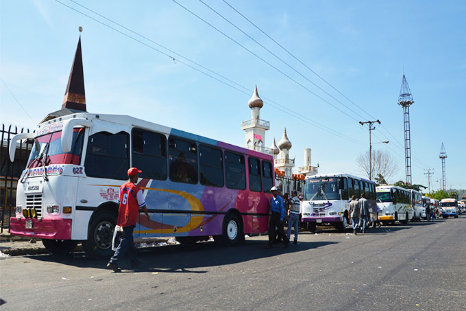 Usuarios del transporte público denunciaron aumento ilegal del pasaje