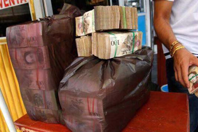 Maduro: el dinero recuperado de las mafias irá al fondo de los CLAP