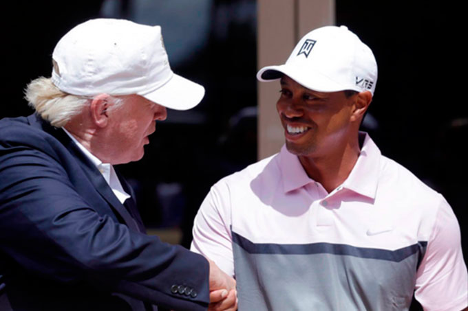 Trump aprovechó sus vacaciones para jugar golf con Tiger Woods