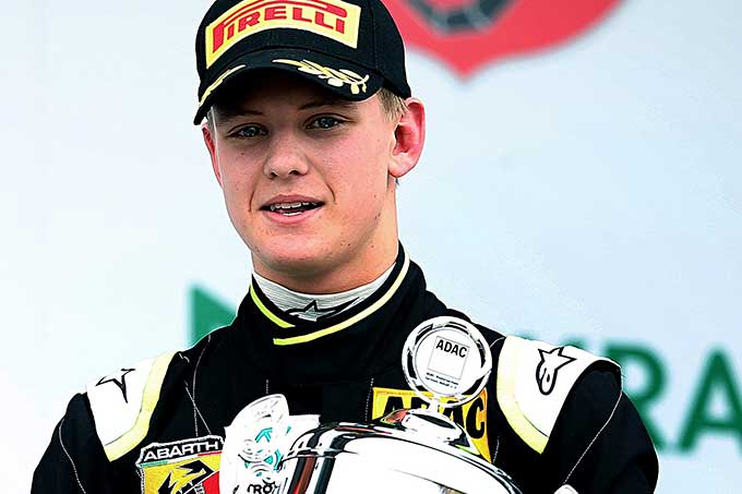 Mick Schumacher hijo de Michael se acerca a la Fórmula Uno