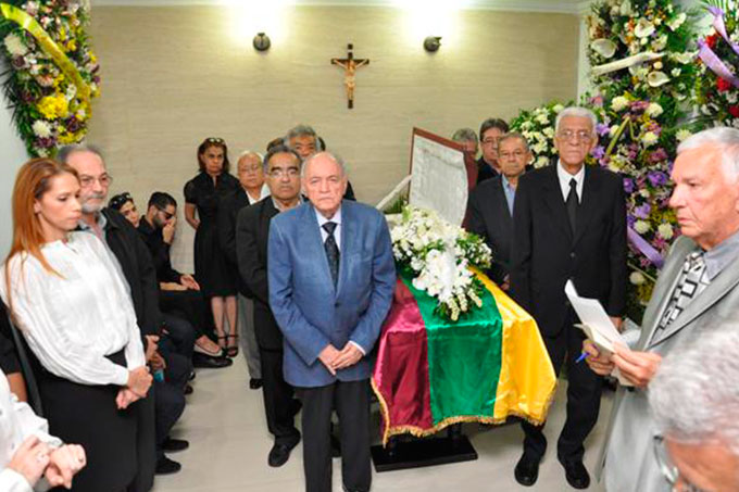 Rindieron homenaje