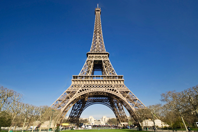 Torre Eiffel reabre este domingo tras 5 días de cierre