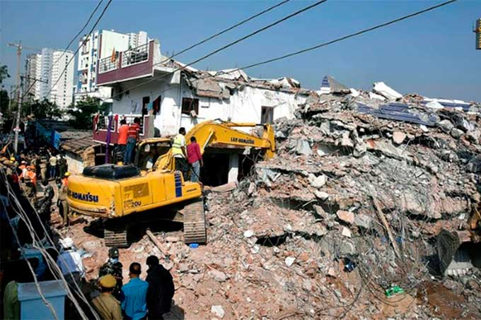 Tragedia: 9 muertos tras desplomarse un edificio en India