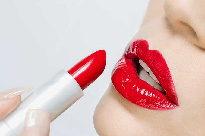 ¡Chicas! Los 6 errores más comunes al usar lápiz labial