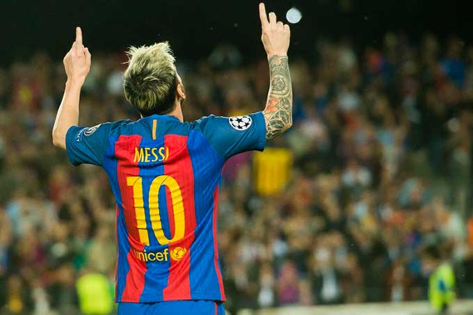 Messi número 1 de la tabla de goleadores en España