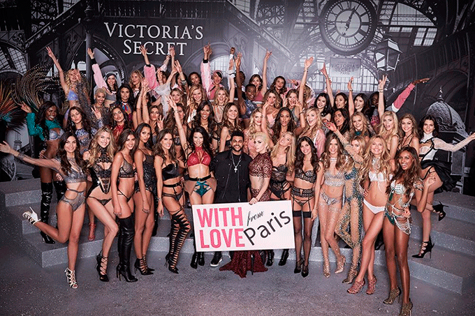 Los Ángeles de Victoria’s Secret alzaron el vuelo en París (+fotos)