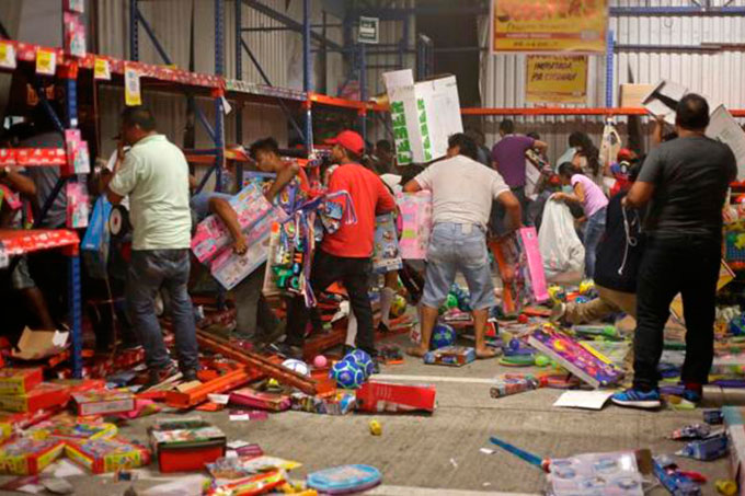 Gasolinazo en México provocó saqueos y actos vandálicos