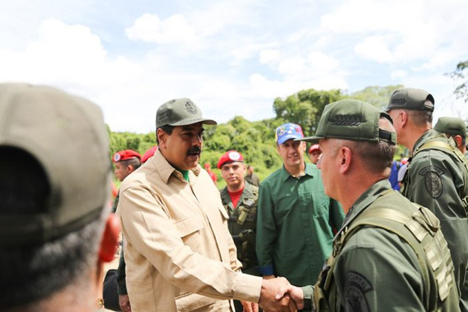Maduro: Venezuela tiene una institución militar poderosa