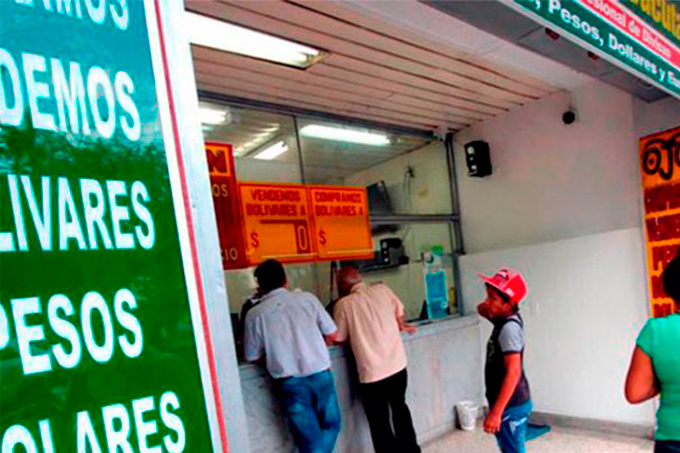 Este lunes comenzaron a operar 8 casas de cambio en la frontera