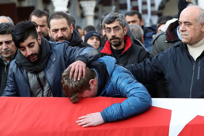 Países árabes condenan ataque en Estambul: murieron 39 personas
