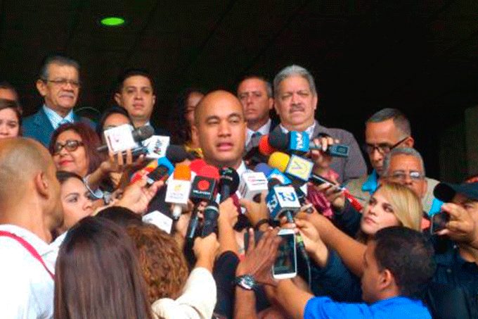 Héctor Rodríguez: AN tiene que acatar la sentencia del TSJ