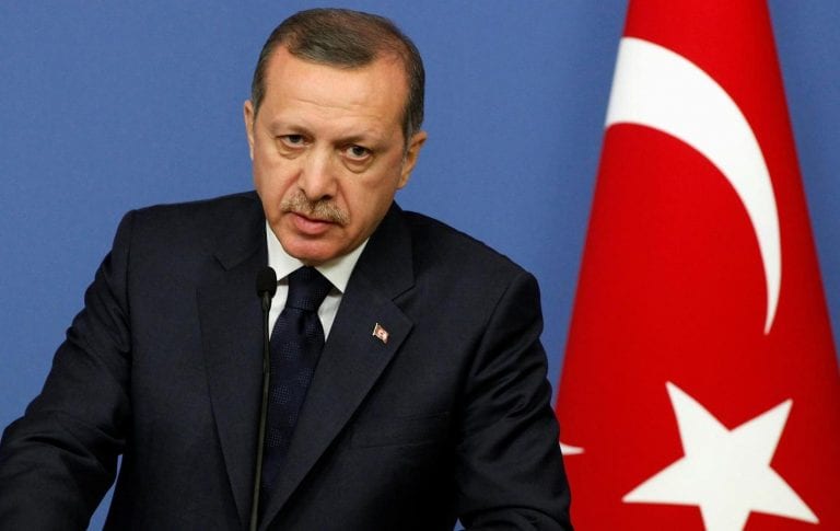 Parlamento turco aprobó despliegue militar en Qatar