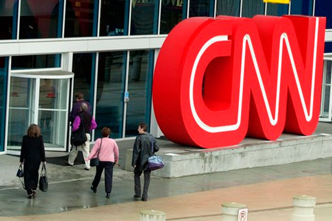 Trump calificó a CNN de ser una cadena de «noticias falsas»